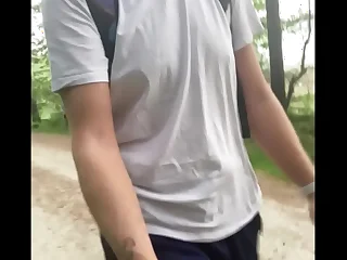 How To Adorn come of a Naked Hiker